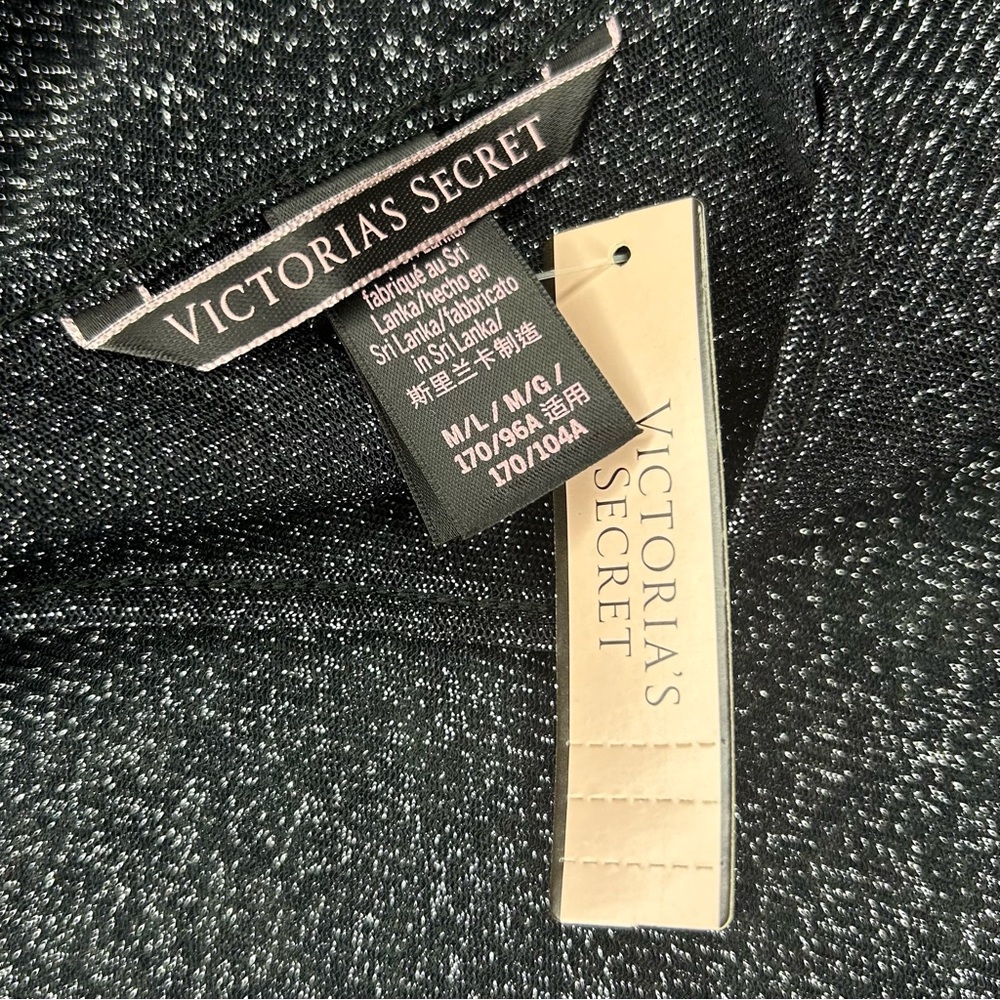 NWT Victoria's Secret Black Metallic Sheer Long Sleeve Top Size Medium/ Large - Picture 7 of 10
